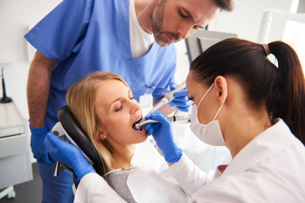 Best Root Canal Treatment  in Bronson, FL
